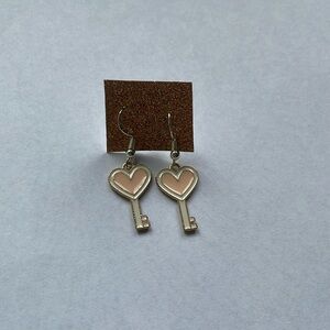 🔑 gold heart key dangling earrings 🔑